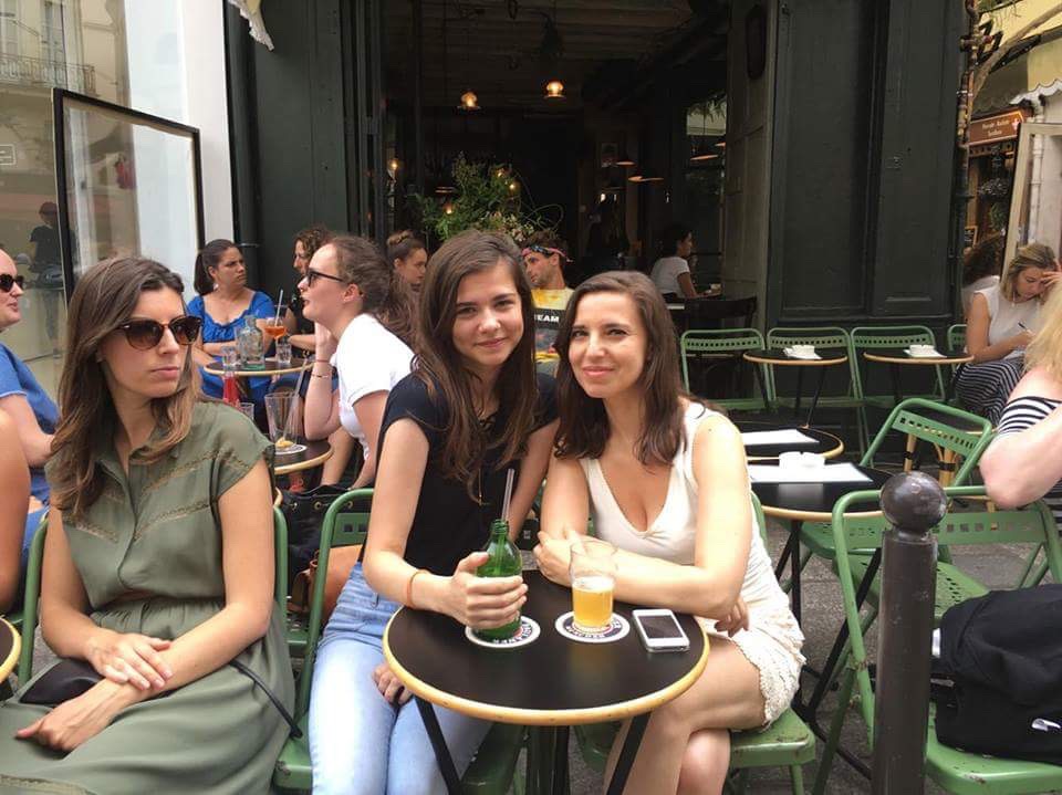 French lifestyle tips-café en terrasse