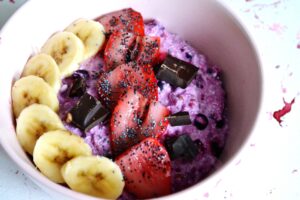 Chia seeds health benefits-sliced fruit in bowl
