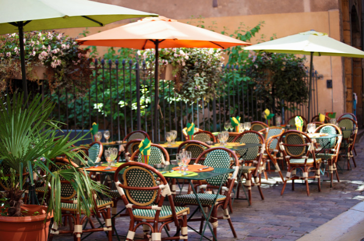 what-is-the-french-art-de-vivre-typical-french-restaurant-scene-of-tables-and-chairs